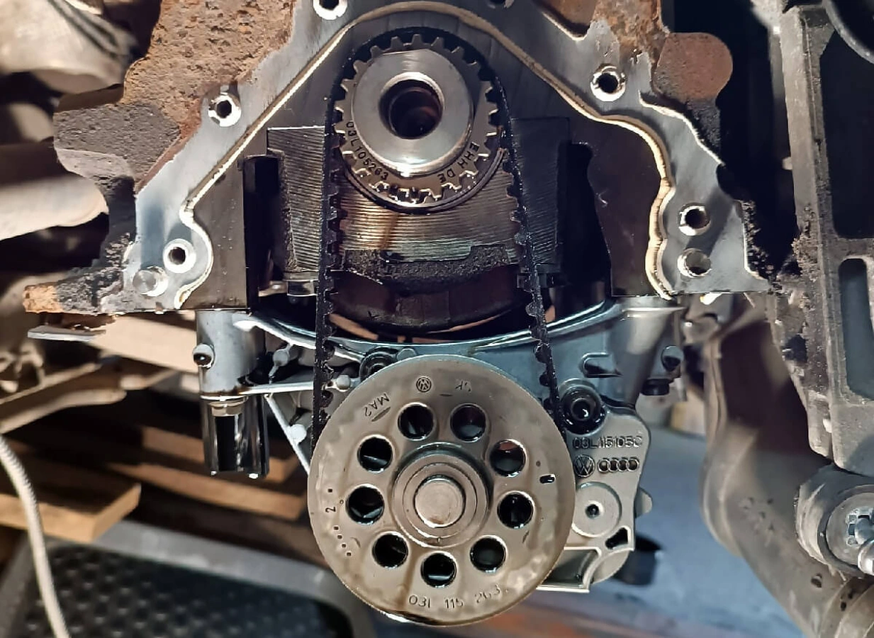 Timing Chain vs Timing Belt: Which is Better?