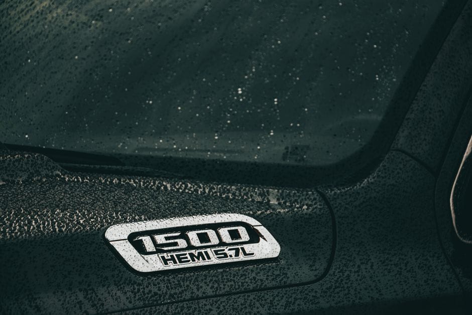 Choosing the Right Engine Oil for Your Ram 1500 - oil change Dodge Ram 1500