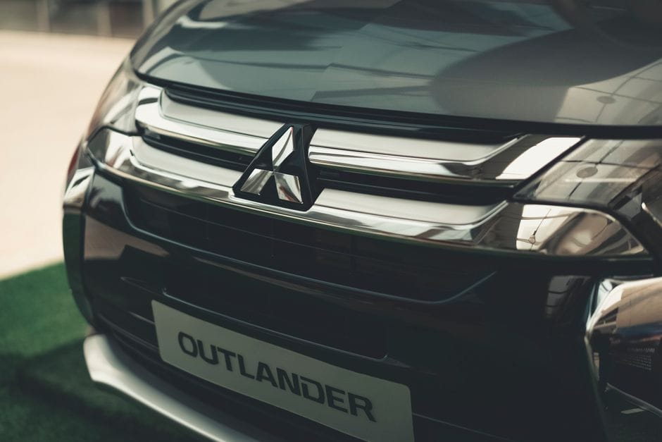 Oil Type and Viscosity - oil change Mitsubishi Outlander